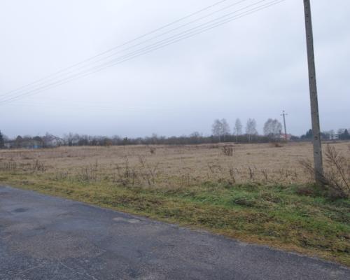 Kilka działek budowalnych + działka rolna Nowodwór