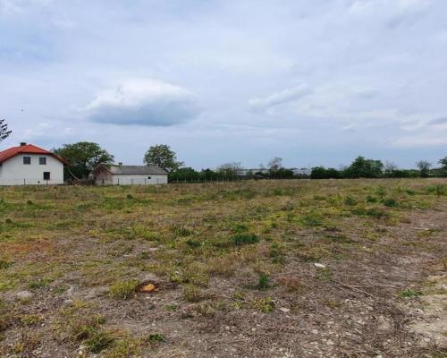 Działka budowlano-usługowa o powierzchni 44 arów o rewelacyjnych wymiarach 44 m x 100 m pod AG - Aktywność Gospodarczą, UP - Us
