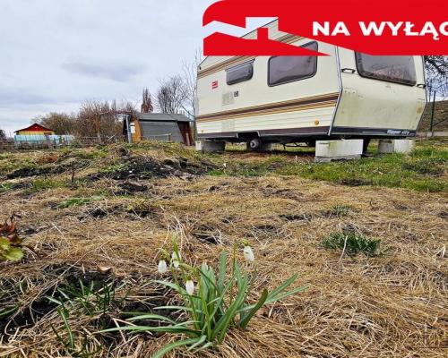 ROD ul.Wapienna-300m² działki+przyczepa kempingowa