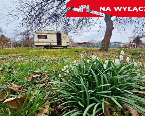 ROD ul.Wapienna-300m² działki+przyczepa kempingowa