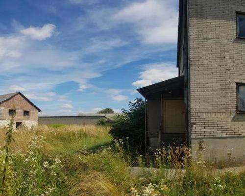 Dom Niezabitów kolonia działka 21a