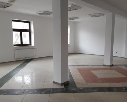 LUBARTÓW - lokal 180 m2 do wynajęcia od zaraz!!