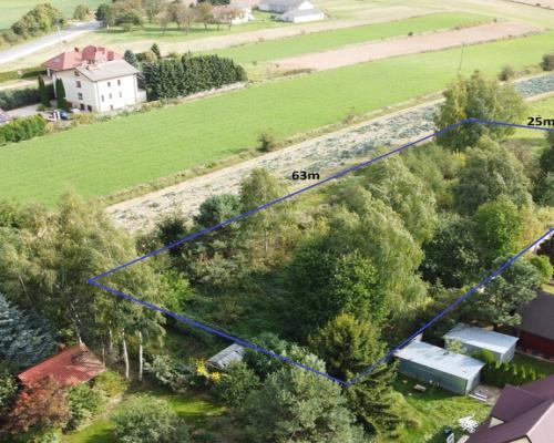 Praktyczne wymiary,zaciszna lokalizację, dużo ziel