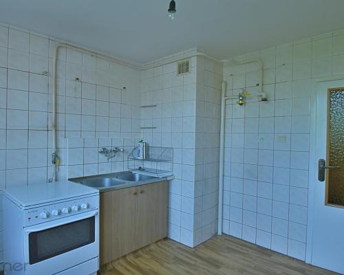 3 pokoje w Centrum, przy Aquaparku, do remontu