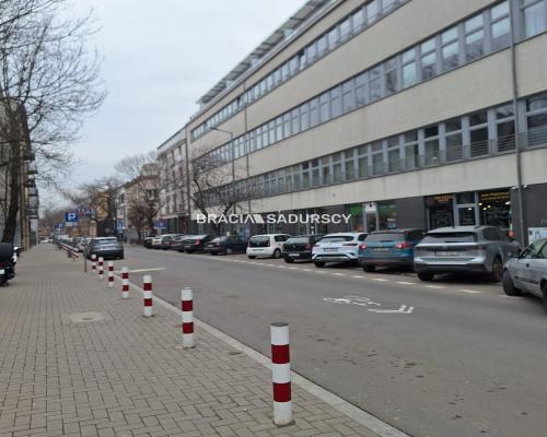 KROWODRZA - REJON ULICY LUBELSKIEJ I NOWEGO KLEPARZA.    
 
Oferujemy do sprzedaży atrakcyjny lokal o przeznaczeniu handlowo-us