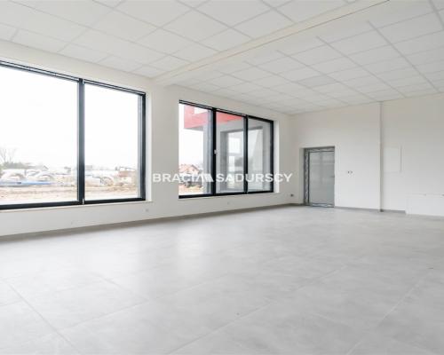 Lokal usługowy do wynajęcia - 104m2!!
