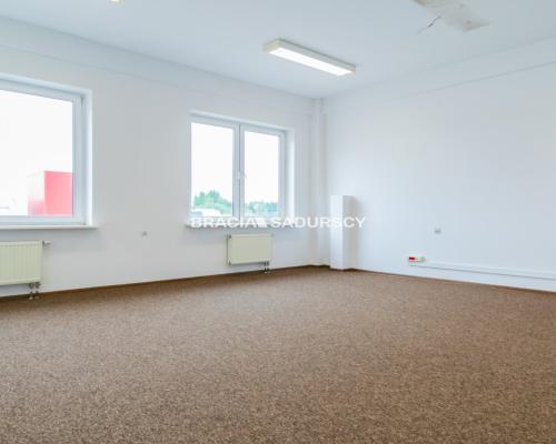 Lokal 31m2 | Biurowiec Wieliczka| Parking w cenie!