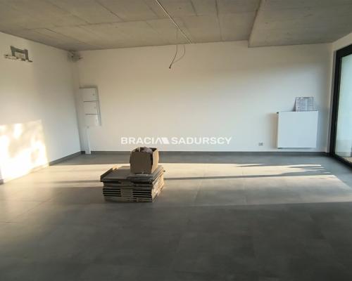 Nowy lokal, Lipska, 40m2 + 2 miejsca postojowe
