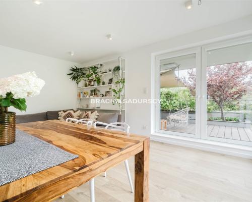 Apartament z dużym ogrodem na Zabłociu