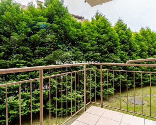 Fajne mieszkanie,dobra lokazliacja,balkon,zieleń