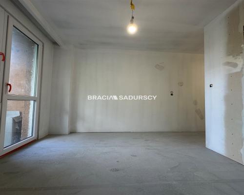 35m2 2 pokoje balkon Mistrzejowice!