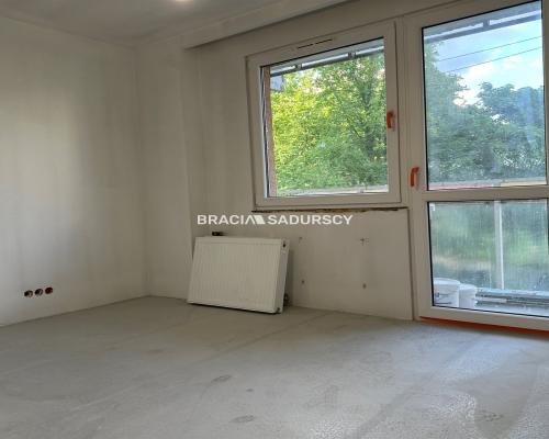 35m2 2 pokoje balkon Mistrzejowice!