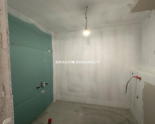 35m2 2 pokoje balkon Mistrzejowice!