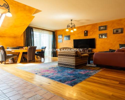 Przestronne 75 m² na Dębnikach!