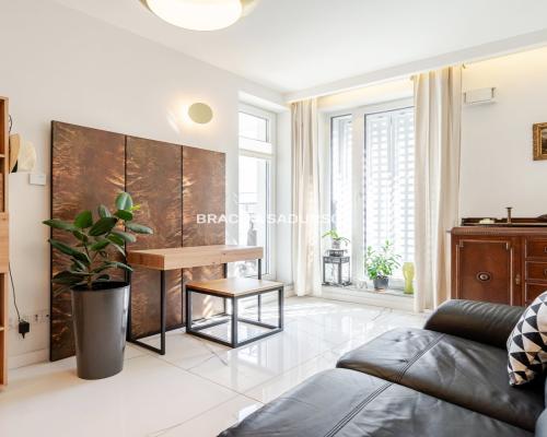Apartament / wysoki standard / Zabłocie