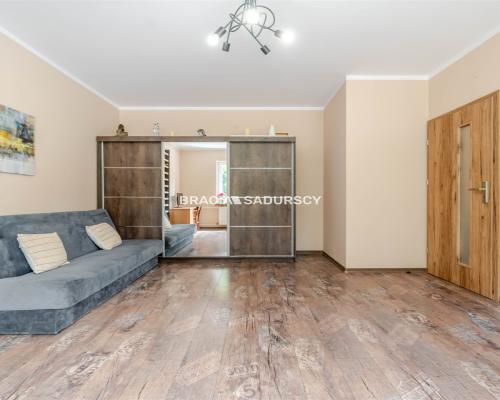 62,2 m2 w bloku z własnym terenem zielonym