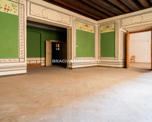 Rynek Główny / 110 m2 / 2 mieszkania / kancelaria