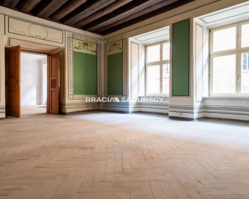 Rynek Główny / 110 m2 / 2 mieszkania / kancelaria