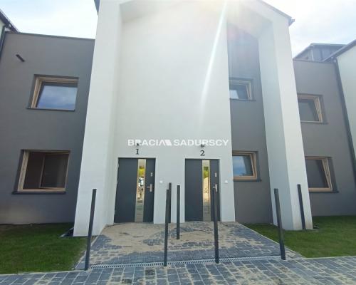 101m2, miejsce postojowe, ul. Dożynkowa, taras