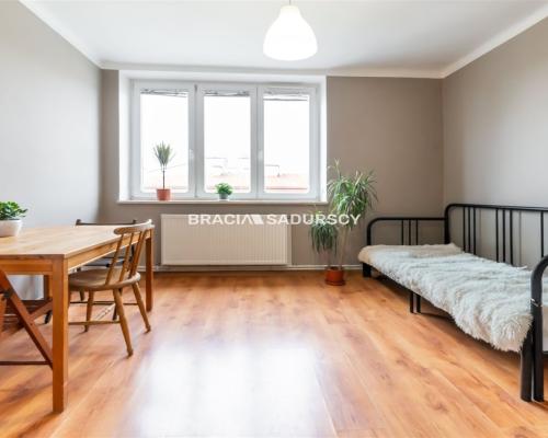 Wyjątkowy apartament w przedwojennej kamienicy