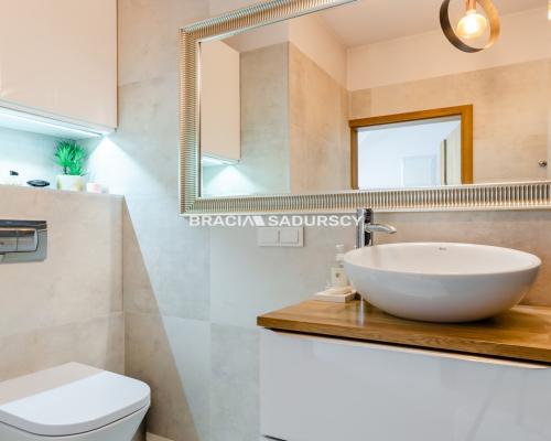 MIESZKANIE 2 POKOJE BALKON GARAŻ BRONOWICE