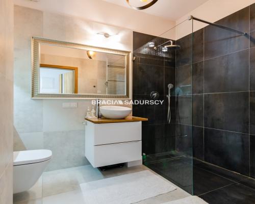 MIESZKANIE 2 POKOJE BALKON GARAŻ BRONOWICE