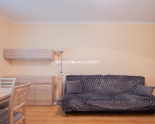 1-POK + KUCHNIA 31M2 OS WILLOWE NOWA HUTA PIWNICA