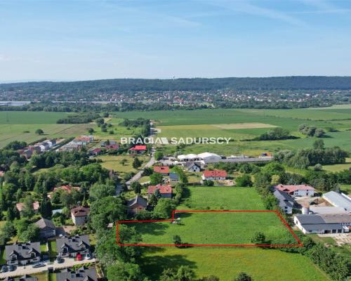 Działka budowlana inwestycyjna w Bolechowicach