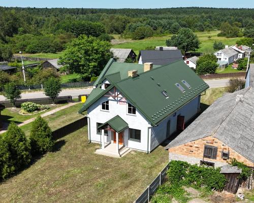 Budynek Handlowo-mieszkalny z dużą działką 6500m2