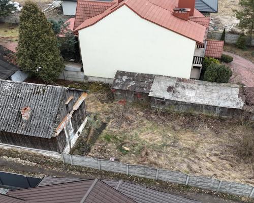 Dom z potencjałem - działka 362 m² w Staszów