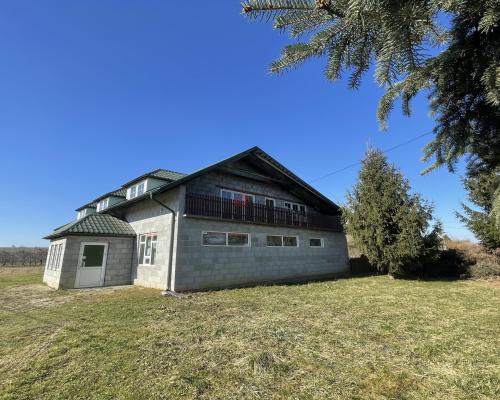 Nieruchomość 240m2 w Bogorii Skotnickiej