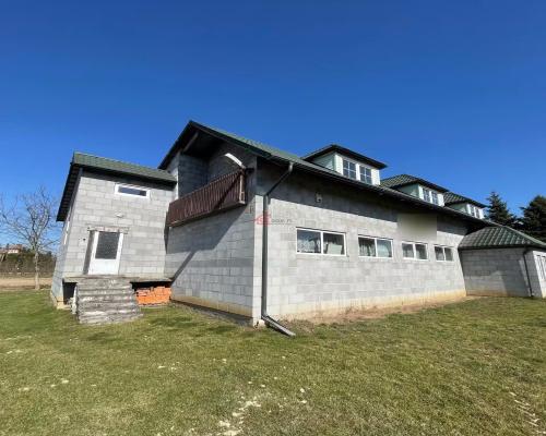 Nieruchomość 240m2 w Bogorii Skotnickiej