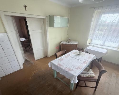 Okazja Dom 180 m² z ogrodem i sadem – Słupia (28‑350), powiat Jędrzejowski