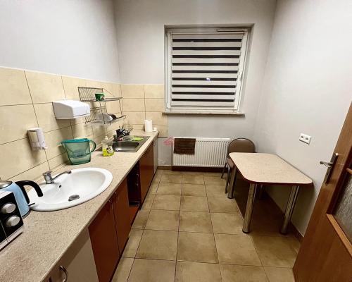 Lokal na sprzedaż (apteka)