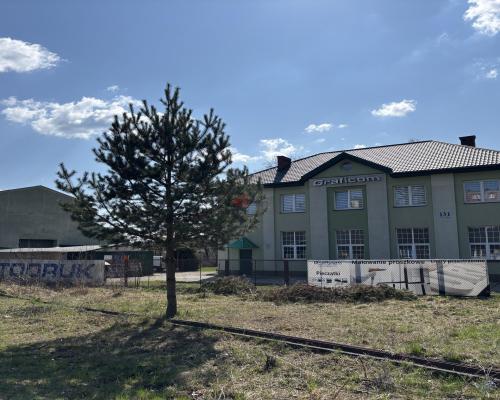 Dwa budynki w centrum Starachowic