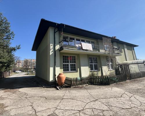 Dwa budynki w centrum Starachowic