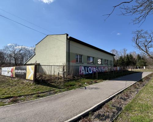 Dwa budynki w centrum Starachowic