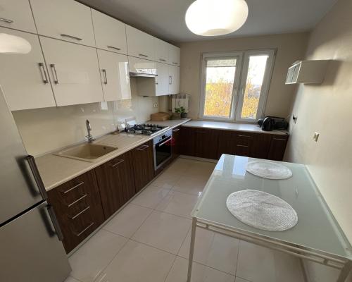 Mieszkanie 3 Pokoje 63m2 Balkon