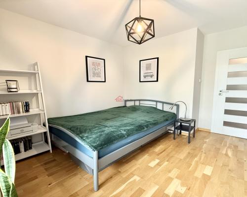 Komfortowe 2-pokojowe mieszkanie w apartamentowcu Baranówek