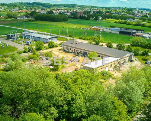 Budynek z magazynem ok. 500m2 w Tuchowie