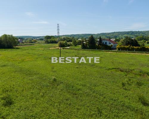 87 ar terenu pod usługi w Tarnowie