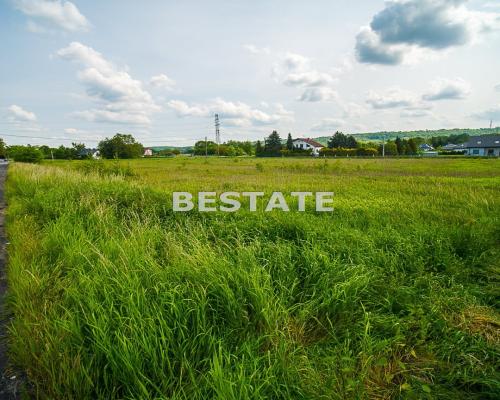 87 ar terenu pod usługi w Tarnowie