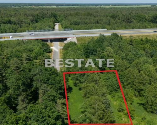 Na sprzedaż nieruchomość gruntowa o powierzchni 1,4 ha, zlokalizowana w miejscowości Nowa Jastrząbka.      
 
     Działka zbli