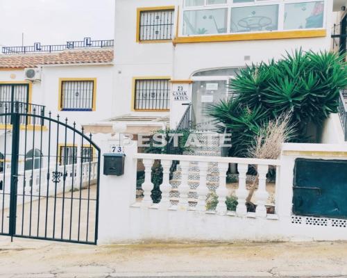 Bungalow 64 m.kw, obrzeża Alicante