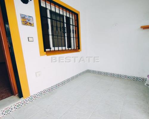 Bungalow 64 m.kw, obrzeża Alicante