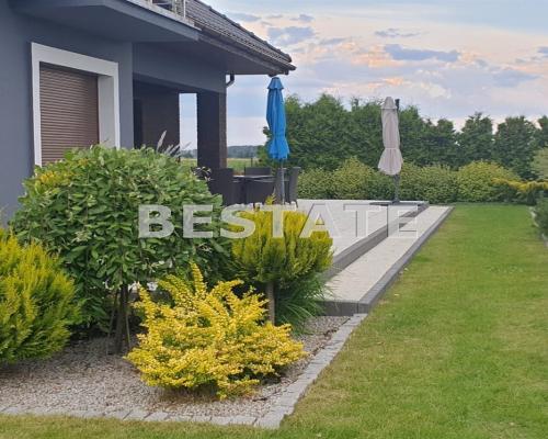 Komfortowy dom, umeblowany, duża działka, jeziora