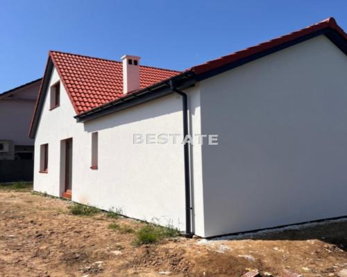 Dom w otoczeniu zieleni,garaż, 120 m.kw