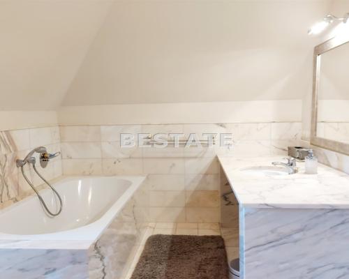 2 pokoje,82m2 w prestiżowej willi, ogród, basen