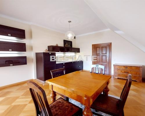 2 pokoje,82m2 w prestiżowej willi, ogród, basen