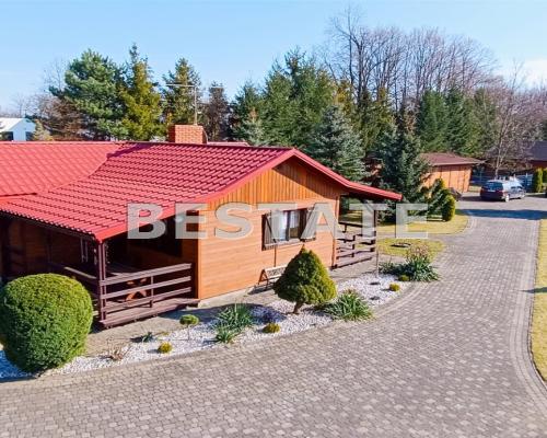 2 domy, bud gosp, garaże, działka 1,3 ha,staw